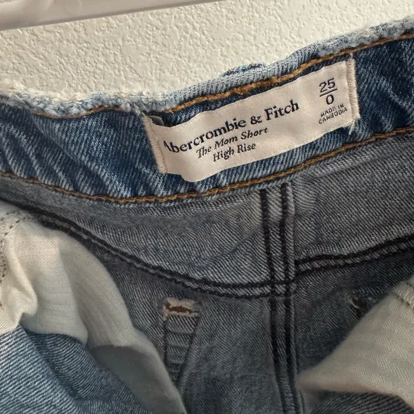 Abercrombie High Rise Mom Short - Blue Denim - Image 6