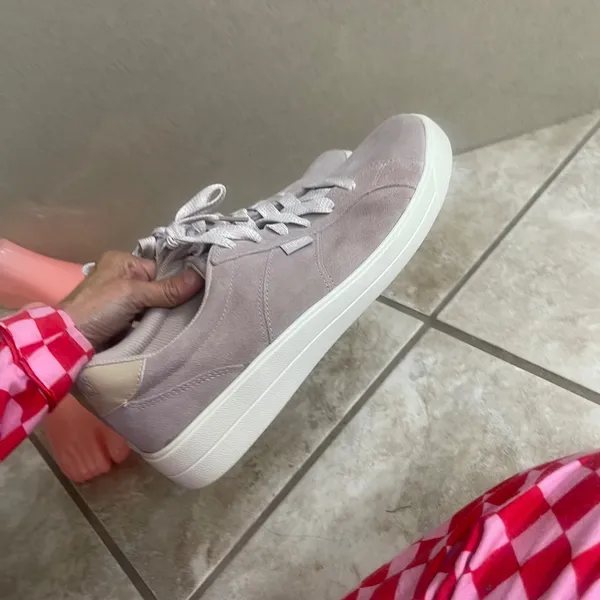Ryka Viv Classic Mauve Suede Low Top Fashion Sneakers Womens 12W Lavender‎ - Image 2