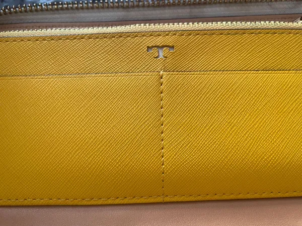 ROBINSON EMBROIDERED  Wallet - Image 8