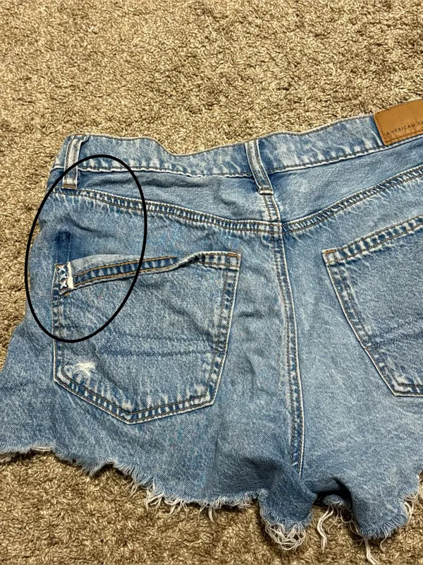 (American Eagle) High Rise Distressed Denim Shorts: Size 4 - Image 7
