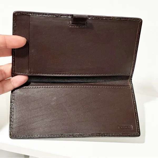 Coach Leather Checkbook Wallet in Signature Canvas Khaki‎ - Image 3