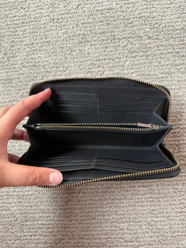 Coach Wallet Leather - Image 2