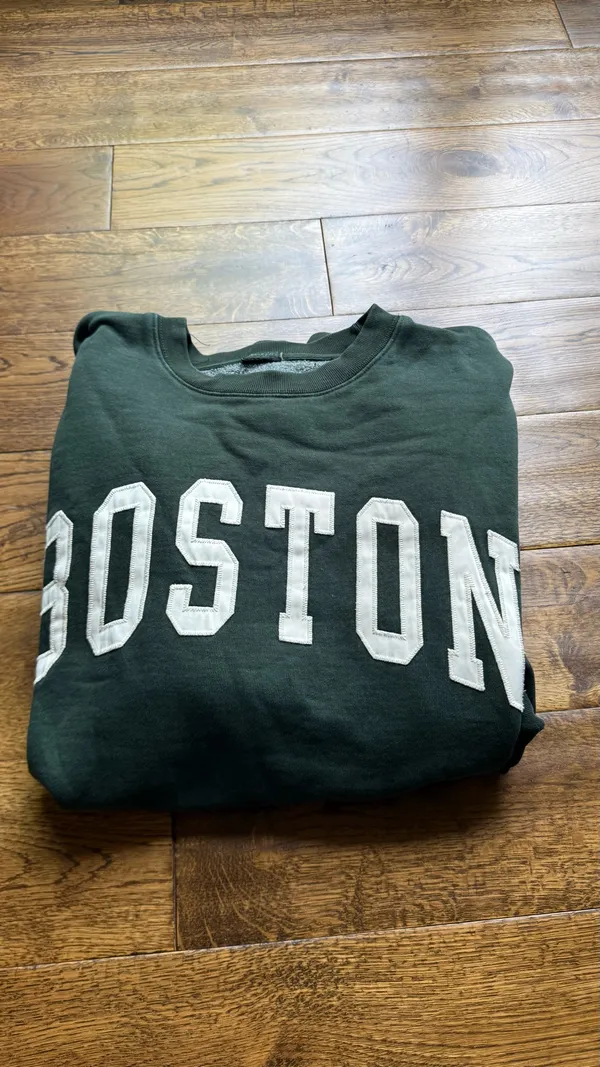 Brandy Melville Crewneck - Image 6