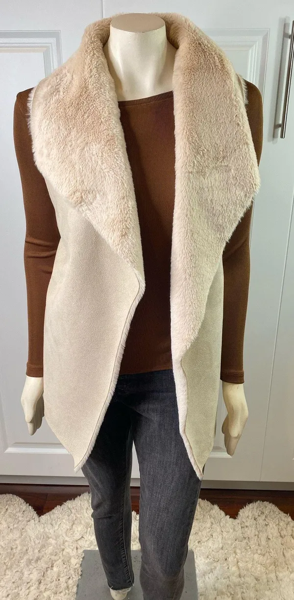 Twelfth Love Make Snow Angels Faux Fur Shawl Vest - Image 14