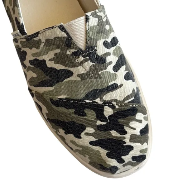 NWT Toms Alpargata Cupsole Olive Camouflage Slip On Sneaker Flats Size 10 - Image 4