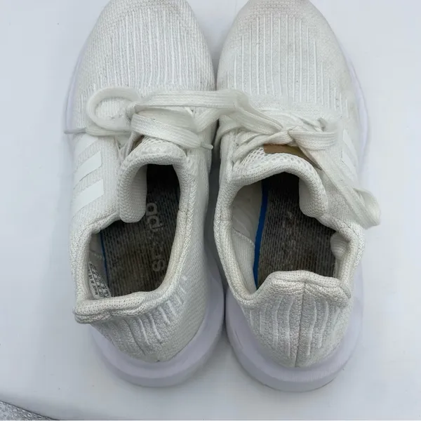 ADIDAS SWIFT RUN WOMENS RUNNING SHOES White and‎ Gold Sneakers - Image 2