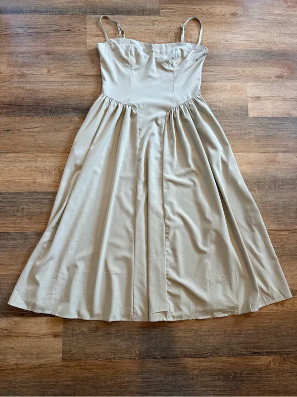 Source Unknown Beige Taupe Spaghetti Strap Sweetheart Bodice Drop Waist Midi Dress - Image 3