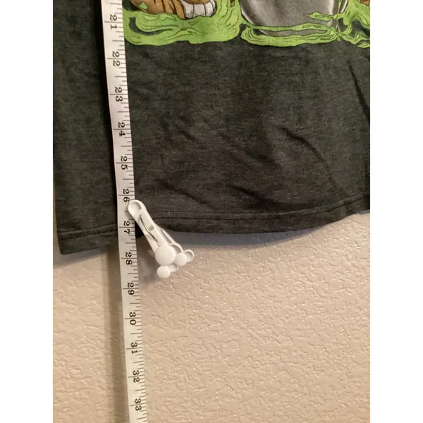 Disney Villains Group Portrait Gathered Around Cauldron of Green Potion tee S - Image 5