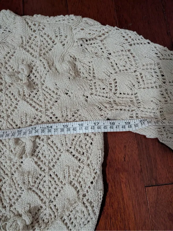 Zara Cream Crochet 3D Floral Cropped Cardigan Size Small - Image 6
