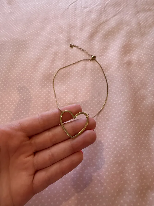 Francesca's Gold Heart Necklace - Image 2