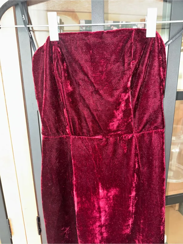 Lulu’s Hey Baby Burgundy Velvet Strapless Bodycon Midi Dress cocktail bodycon - Image 7
