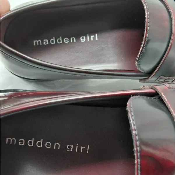 Madden Girl Penny Loafers Womens Sz 7 Y2K Burgundy Preppy Workwear Comfort Shoes - Image 7