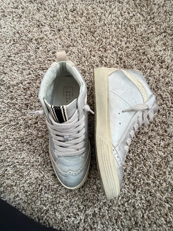 Shushop Sneakers Silver Size 6.5 - Image 5