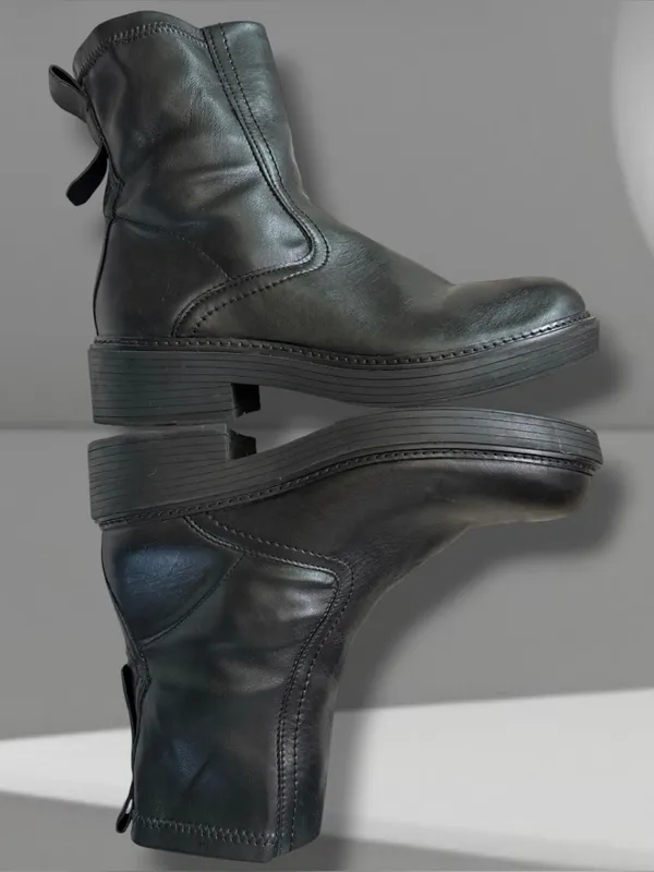 Franco Sarto Karlita Black Side Zip Ankle Booties Size 9.5M - Image 2