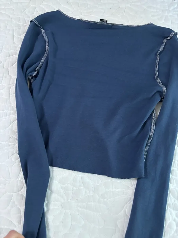 Forever 21long sleeve crop top - Image 4