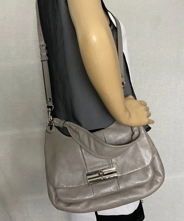 Coach Medium Gray Leather Crossbody Bag/Handbag - Image 7