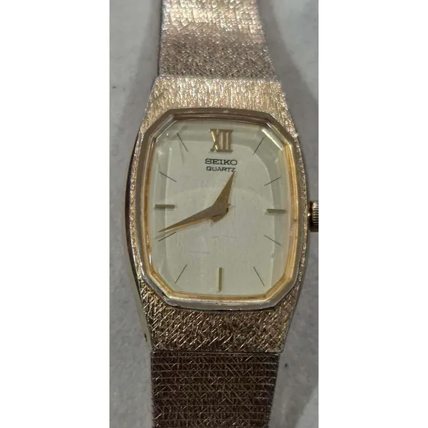 Seiko Quartz Ladies Watch Gold Tone Rectangle Case Textured Band‎ 387034 - Image 2