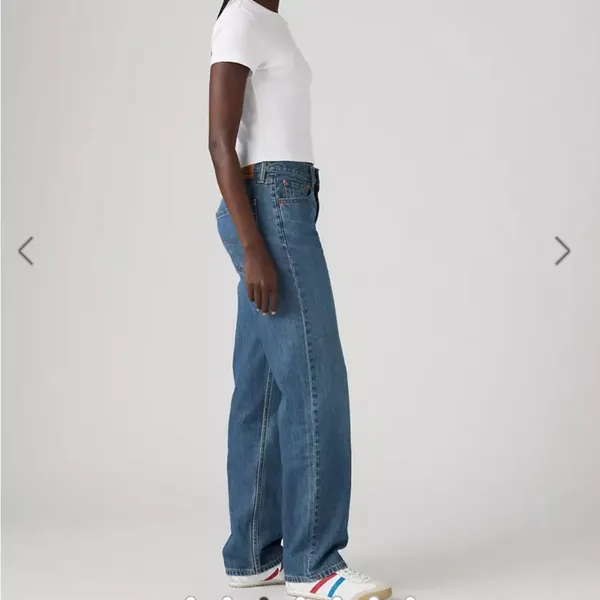 Levi's Classic Blue Women's Jeans - Image 3