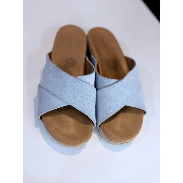 Donna Toscana Italy Light Blue Suede Studded Wood‎ Wedge Slide Sandals Mules 8.5 - Image 2