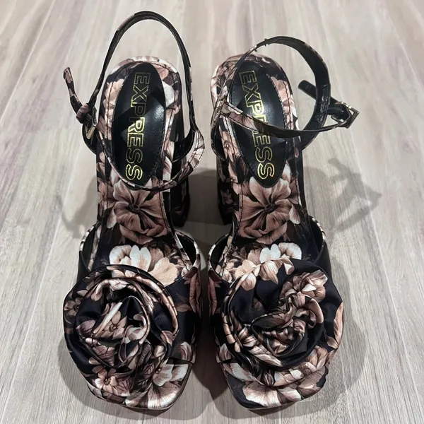 Express Floral Rosette Platform‎ Heels Ankle Strap Chunky High Heel Sandals Sz 7 - Image 5