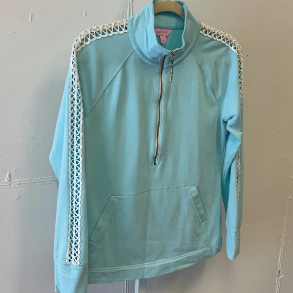 Lilly Pulitzer Skipper Popover Pullover with Crochet Lace Sleeve Detail‎ Small - Image 3