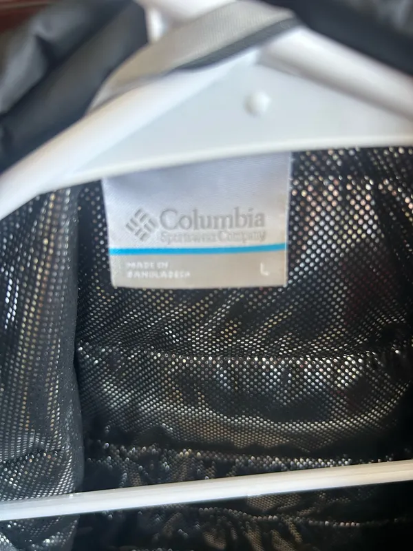 Columbia Puffer Women’s Jacket - Image 3