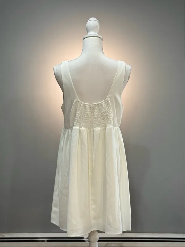 Ivory Cupshe A-Line Smocked Dress Size M VGUC - Image 2
