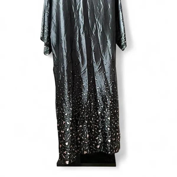 Victoria's‎ Secret Grey Satin Leopard Print Long Kimono Robe Duster XS/S - Image 4