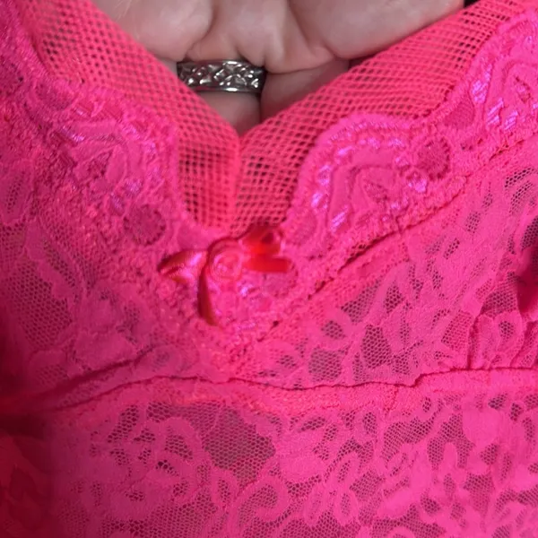 Victoria’s Secret Hot Pink Lace Chemise Slip Size Medium - Image 7