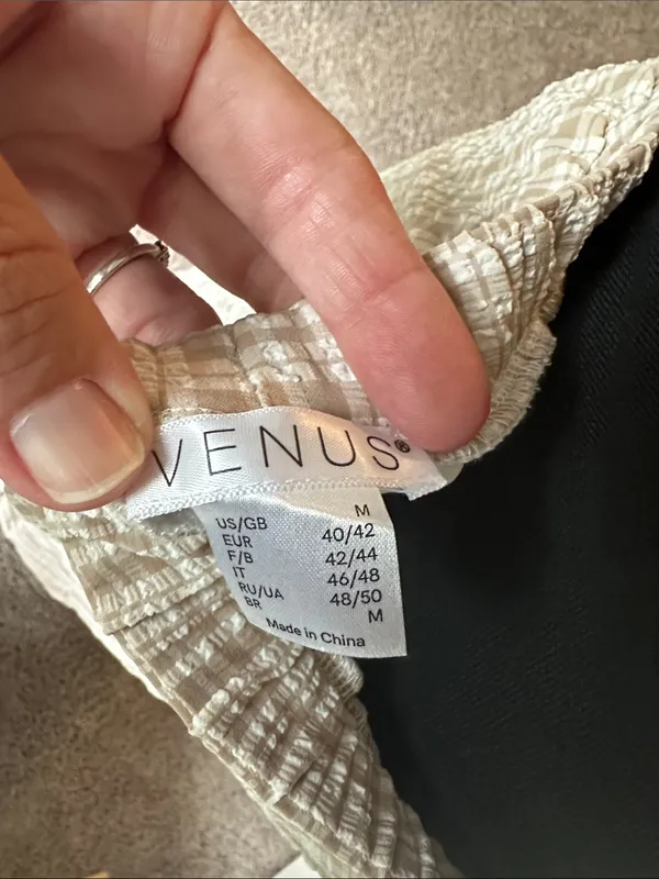 Venus Beige Plaid Halter Cutout Maxi Dress NWOT - Image 5