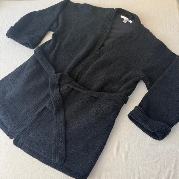 Victorias Secret Snowflake Robe Black White Knit Plush Belted‎ XS/S 167807-201 - Image 8