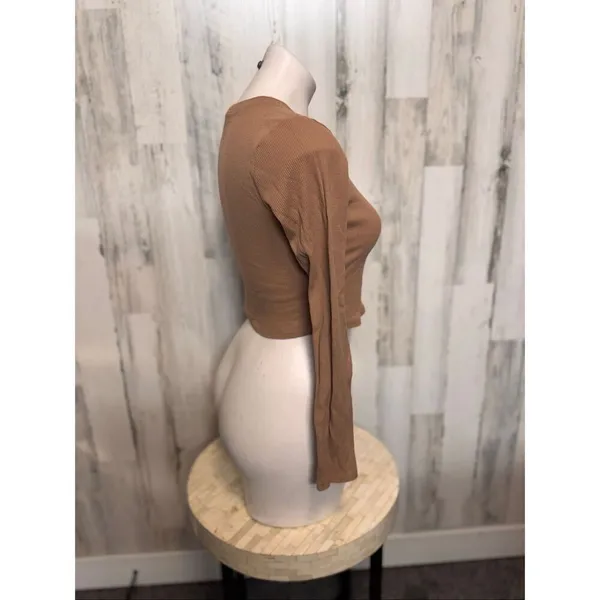 Bozzolo Brown Long Sleeve Ribbed Crop Top Women’s Size M - Image 6