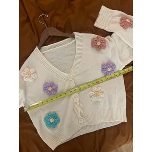 Med Cream‎ Knit Cardigan with 3D Crochet Flower Applique Cottage Boho Feminine - Image 5