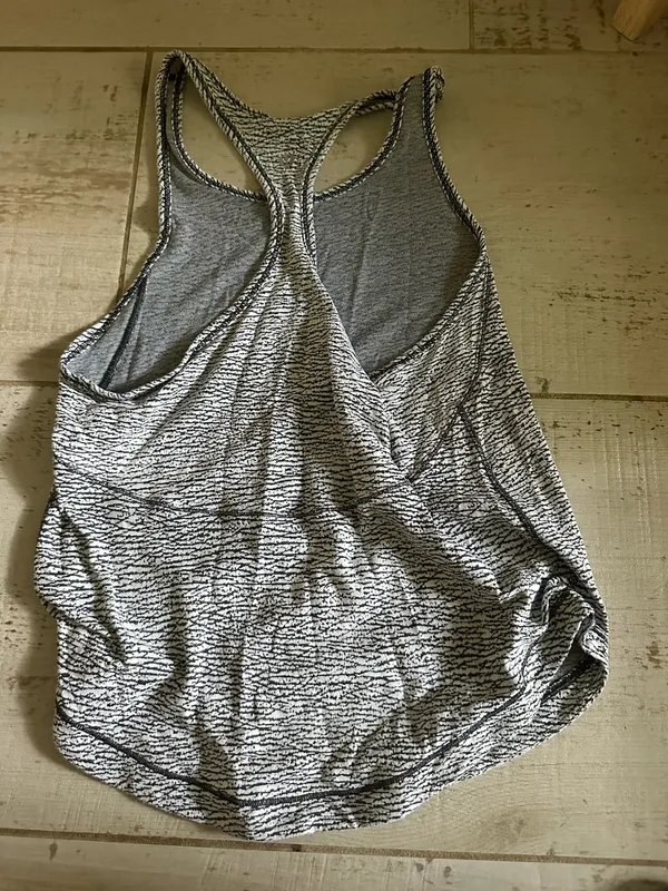 Lululemon Tank Top Racerback - Image 2