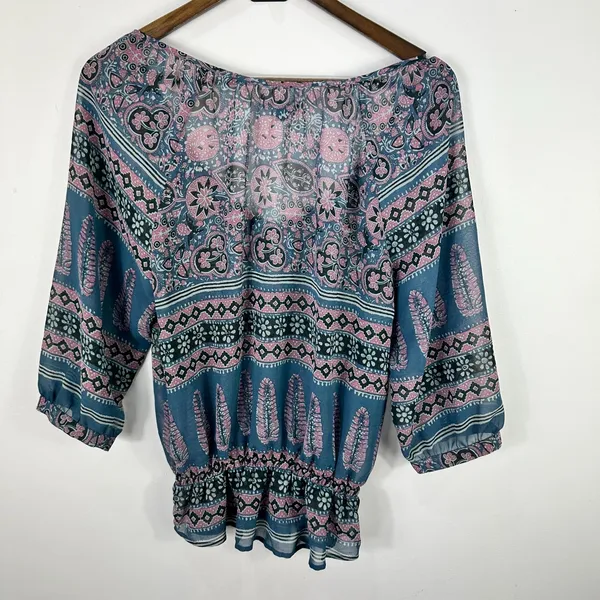 American Eagle Top M Blue‎ Pink Boho Paisley Peasant Blouse Ruffle Hem Festival - Image 7
