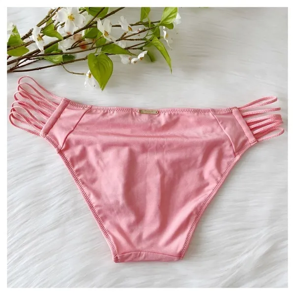 Abercrombie Strappy Cheeky Bikini Bottom Large - Image 3
