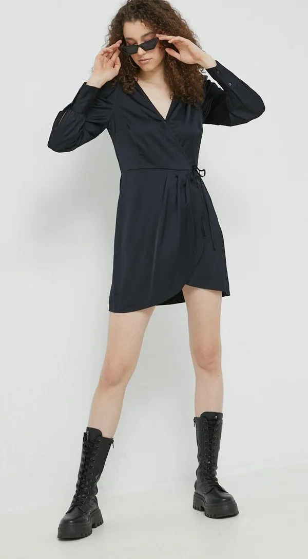 NWT Abercrombie & Fitch Long Sleeve Satin Drapey Dress - Image 6