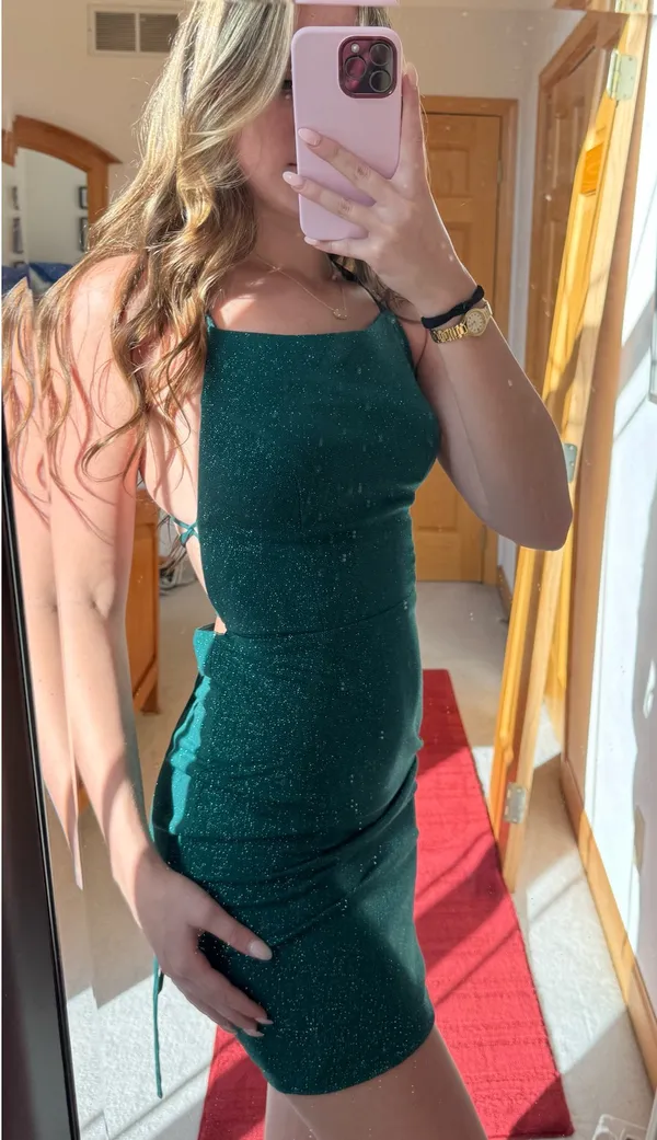 Alyce homecoming dress - Image 2