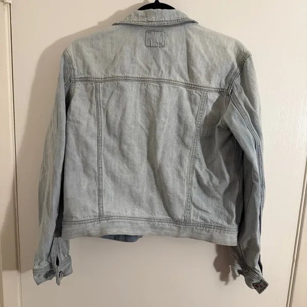 American Eagle Light Blue Denim Jacket Women's Small - Image 6