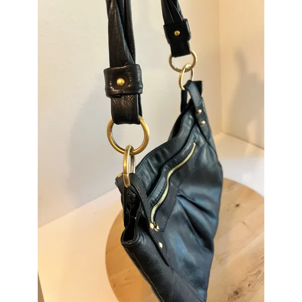 Audrey Brooke Black Genuine Soft Leather Medium Shoulder Bag - Image 6