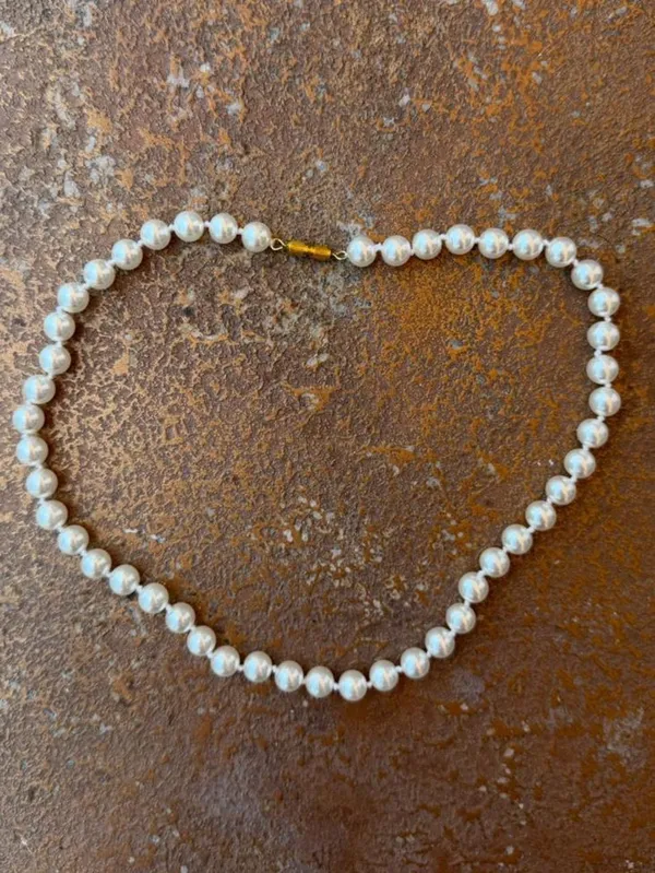 Nordstrom Vintage faux pearl necklace Timeless coquette staple perfect for layering or wearing solo #coquette #oldmoney - Image 2