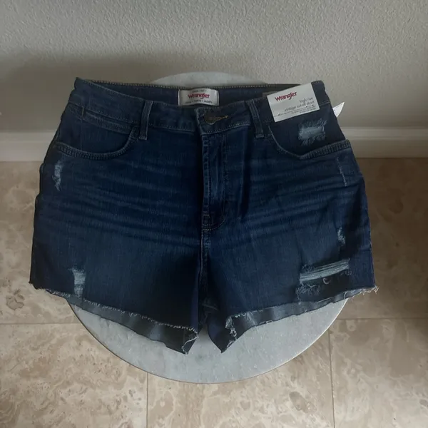 Wrangler Women's Deep Indigo Jean Shorts - Image 2