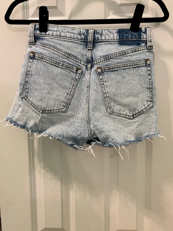Abercrombie High-Rise Mom Shorts - Image 3