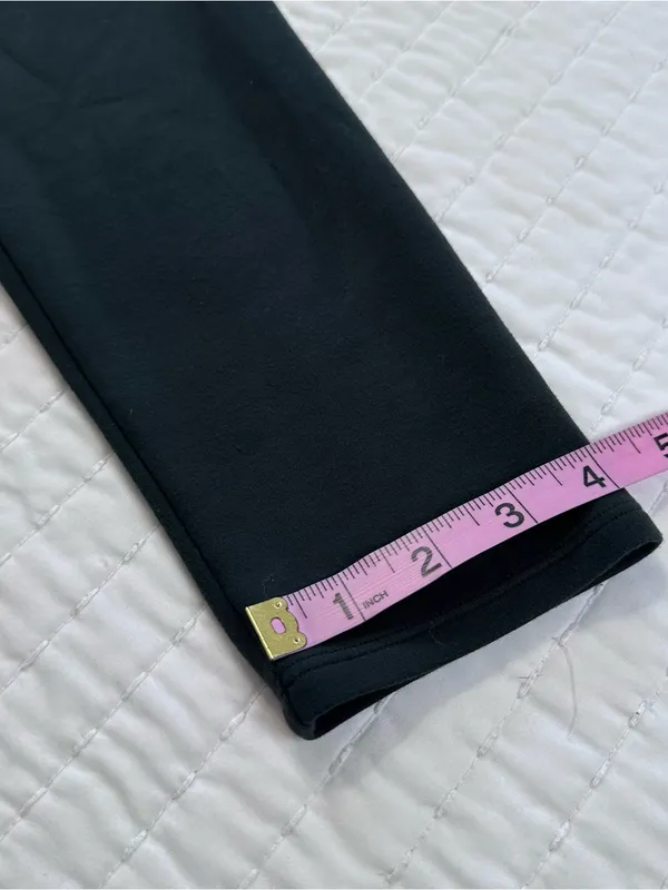 SPANX AirEssential Black Cowlneck Tunic Pullover
Sweater Turtleneck Women's M - Image 12