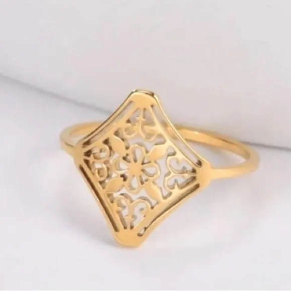 NEW 14k Yellow Gold Plated Stainless Steel Filigree Ring, Size 6‎ - Image 2