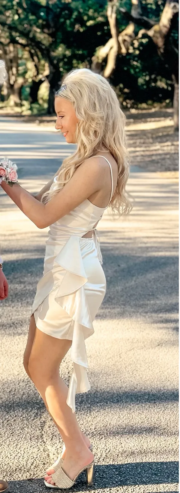 Cream Windsor Homecoming Dress - Image 2