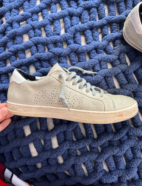 Sneakers - Image 2