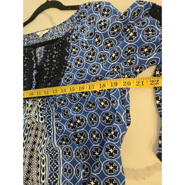 Crown & Ivy Large Blue Geometric Boho Peasant Top Lace Trim Tunic Womens L - Image 7