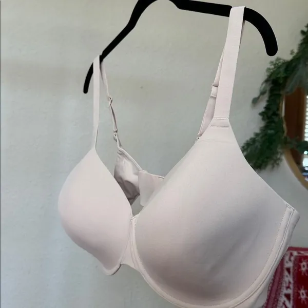 Skims Fits Everybody T-shirt Demi Bra Sand Size 42D - Image 4