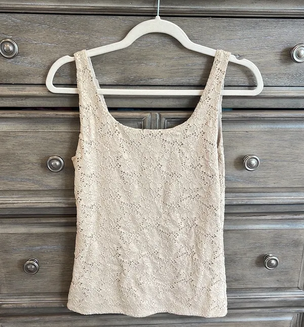 White House | Black Market Tan Top - Image 3